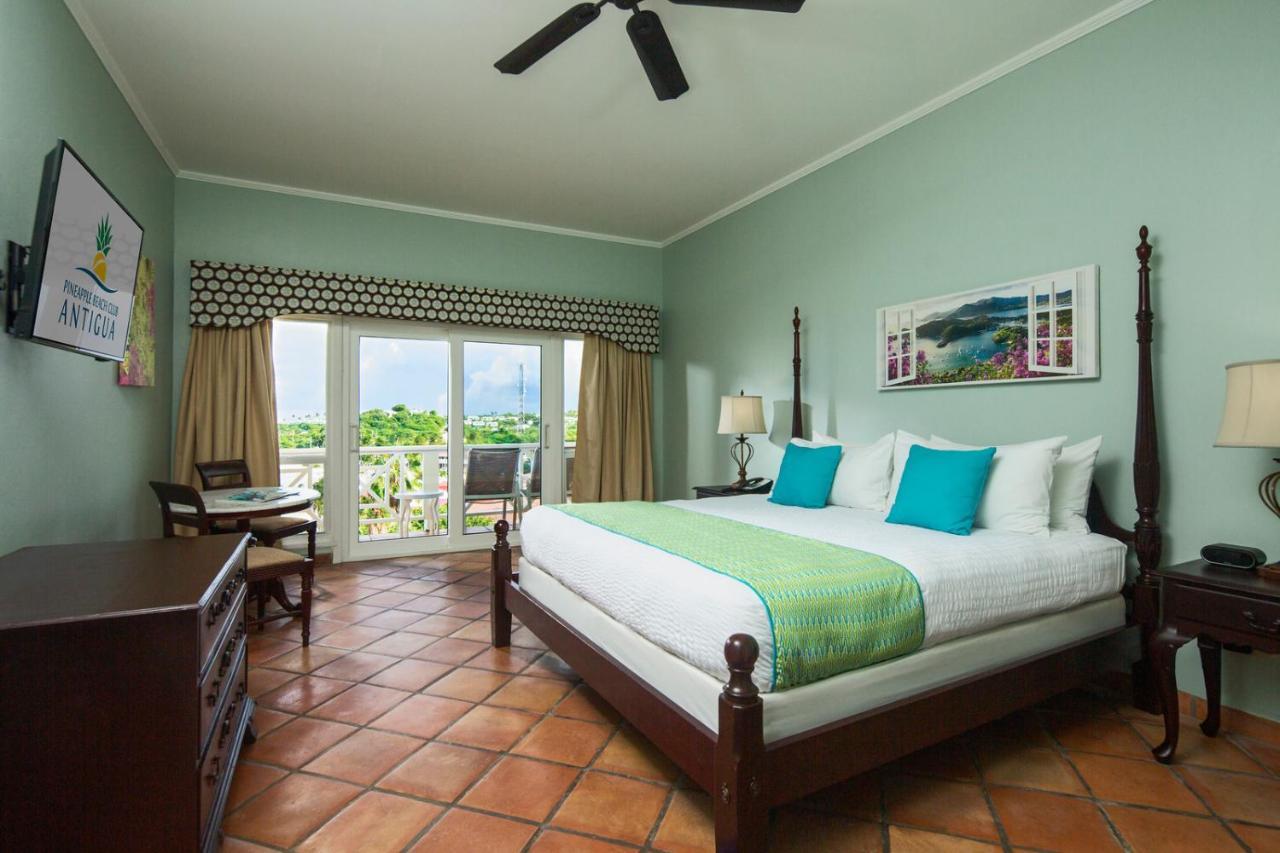 Pineapple Beach Club (Adults Only) Long Bay Extérieur photo