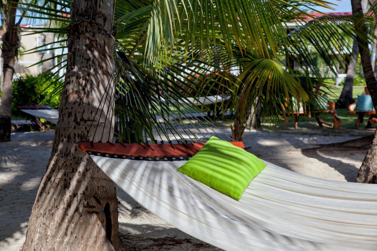 Pineapple Beach Club (Adults Only) Long Bay Extérieur photo