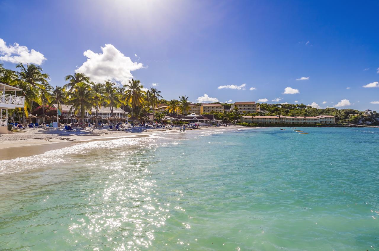 Pineapple Beach Club (Adults Only) Long Bay Extérieur photo