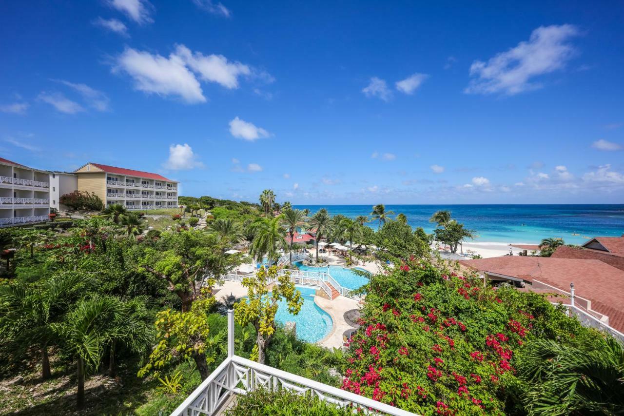Pineapple Beach Club (Adults Only) Long Bay Extérieur photo